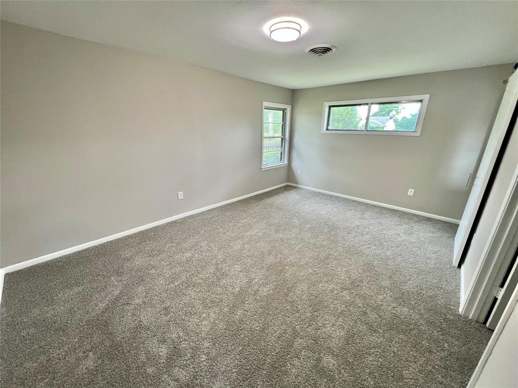 608 Evans Street, Angleton, Texas image 19