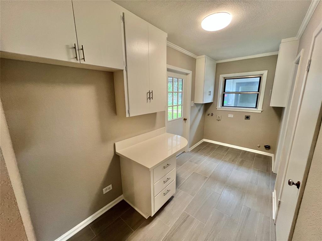 608 Evans Street, Angleton, Texas image 26