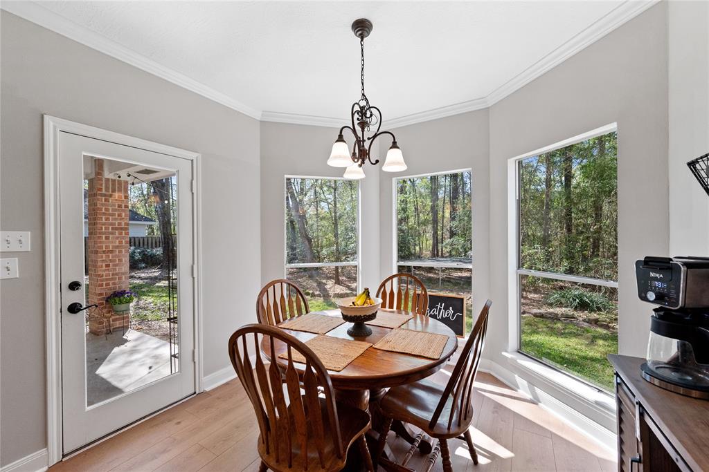 5606 Lofty Magnolia Court, Kingwood, Texas image 13