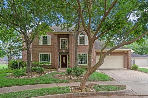 Single Family Residence in Richmond TX 4403 Eagle Mountain Court.jpg