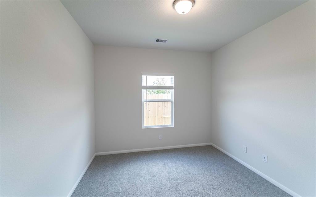 4326 Maple Root Lane