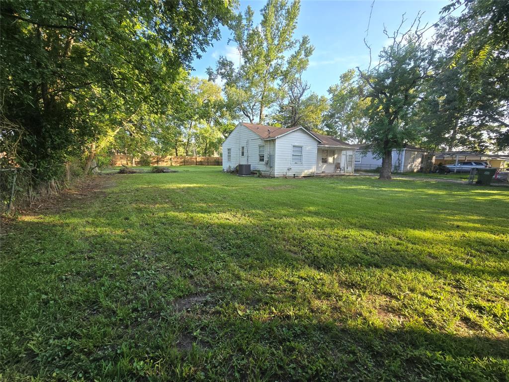 305 Cherry Creek Road, Dayton, Texas image 19