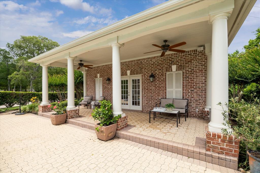 4911 Shiloh Lake Drive, Richmond, Texas image 46