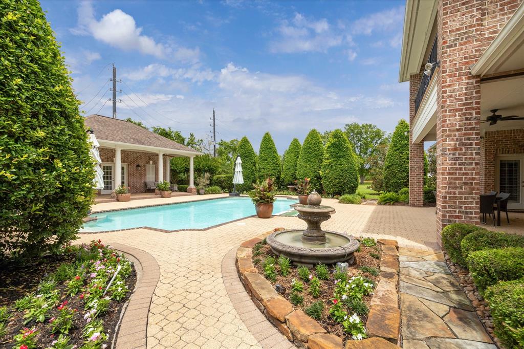 4911 Shiloh Lake Drive, Richmond, Texas image 44