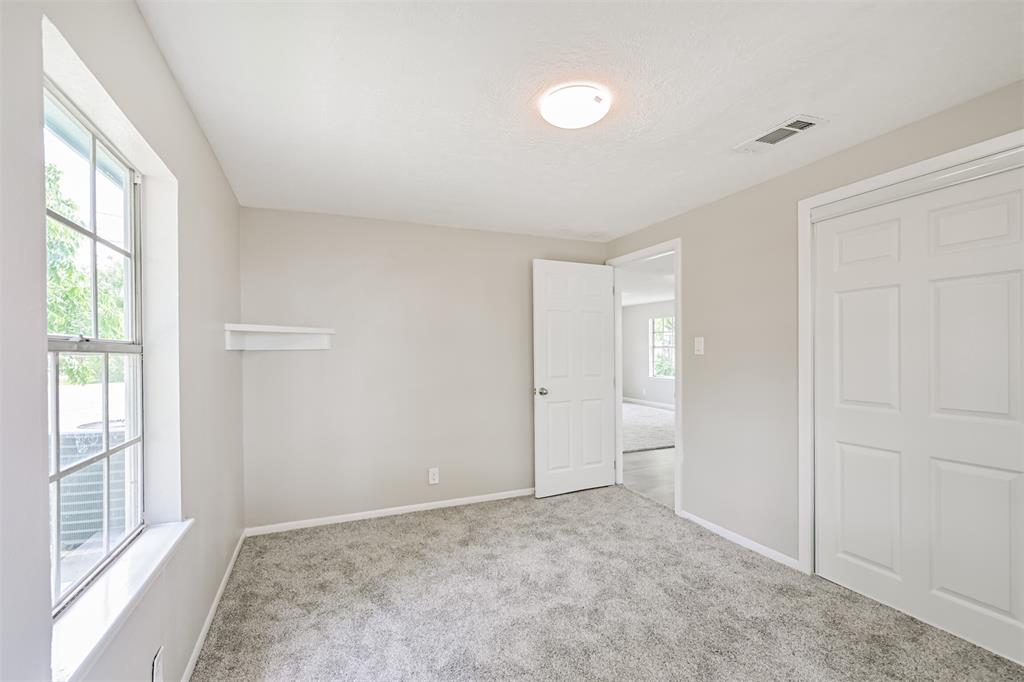 4803 W Bayshore Drive, Bacliff, Texas image 16