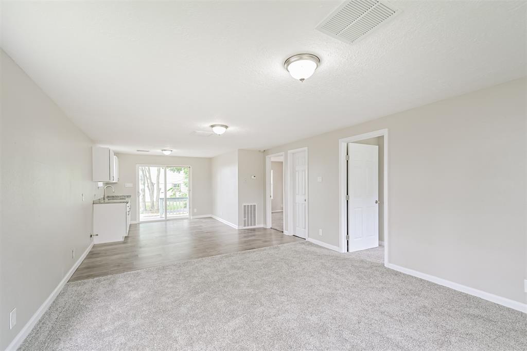 4803 W Bayshore Drive, Bacliff, Texas image 17
