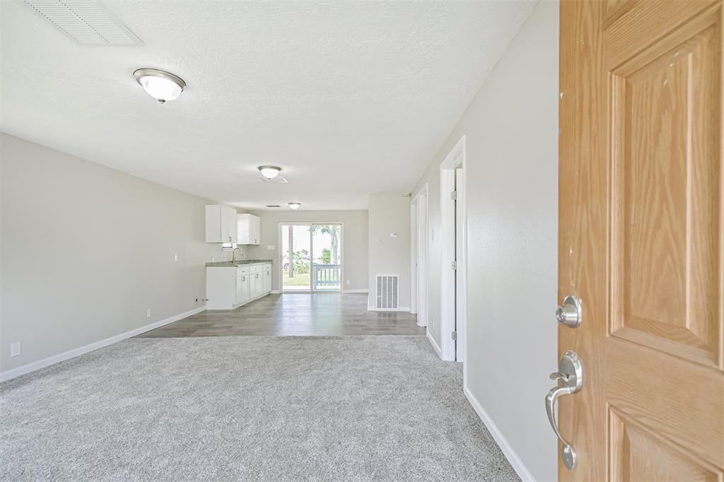 4803 W Bayshore Drive, Bacliff, Texas image 22