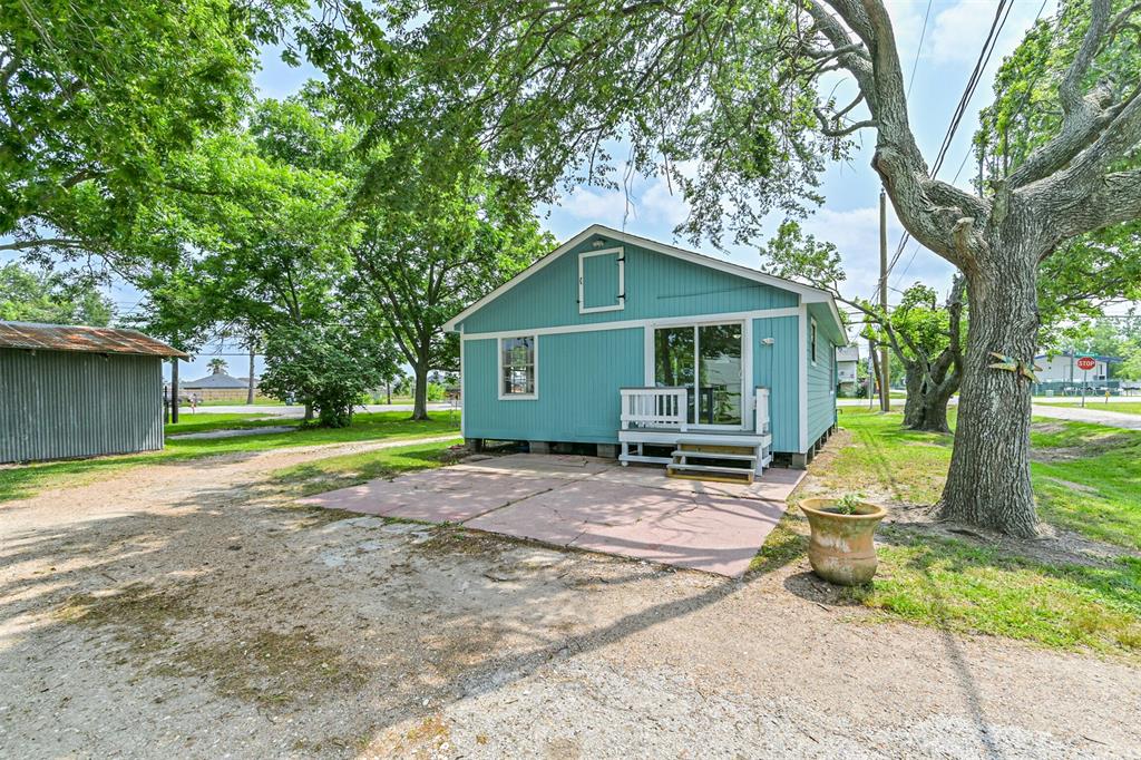 4803 W Bayshore Drive, Bacliff, Texas image 24