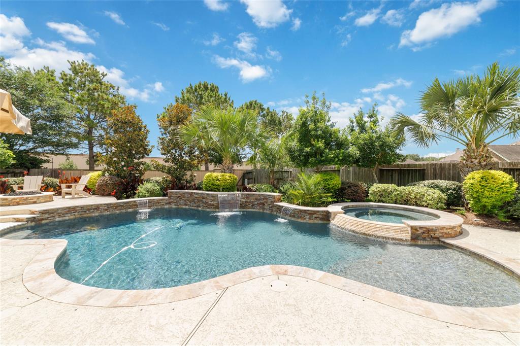25303 Hall Meadow Lane, Katy, Texas image 4