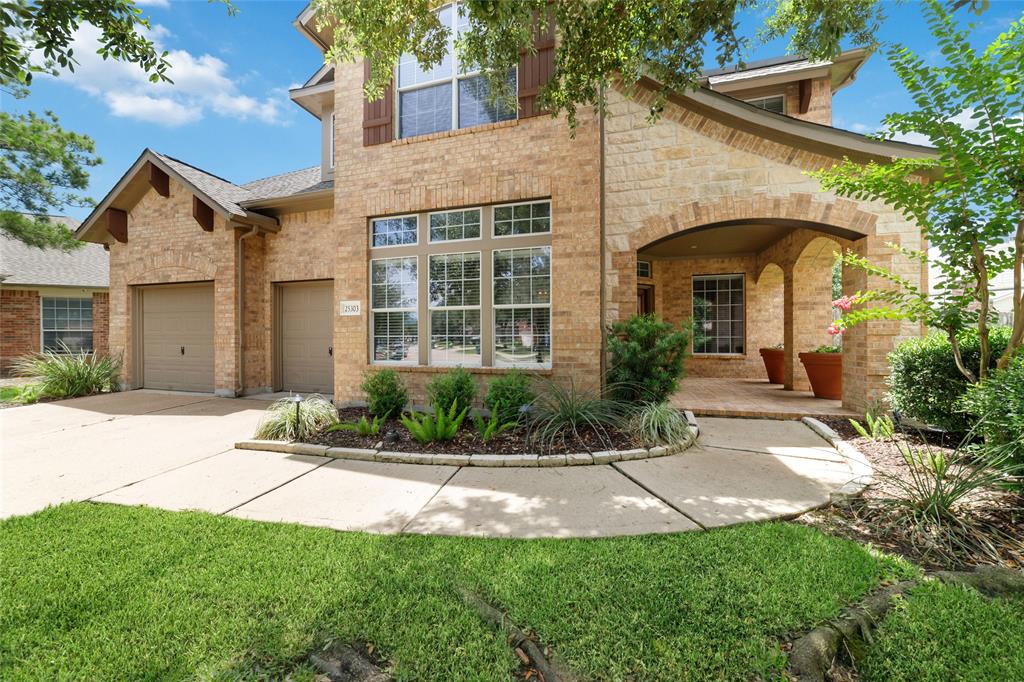 25303 Hall Meadow Lane, Katy, Texas image 2