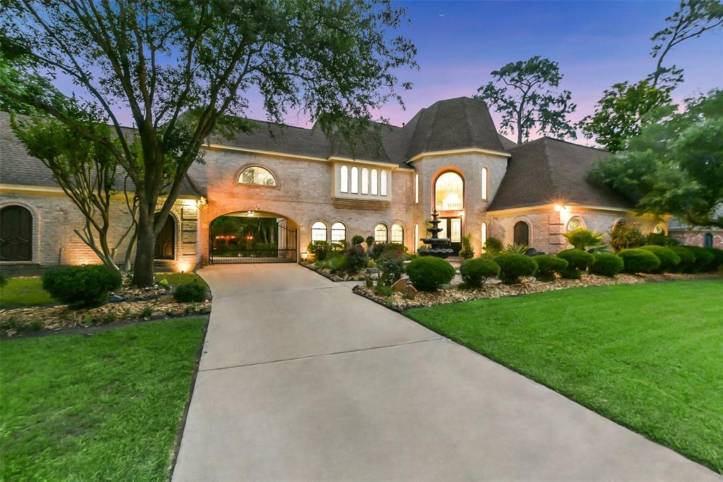 3230 Ivy Falls Drive