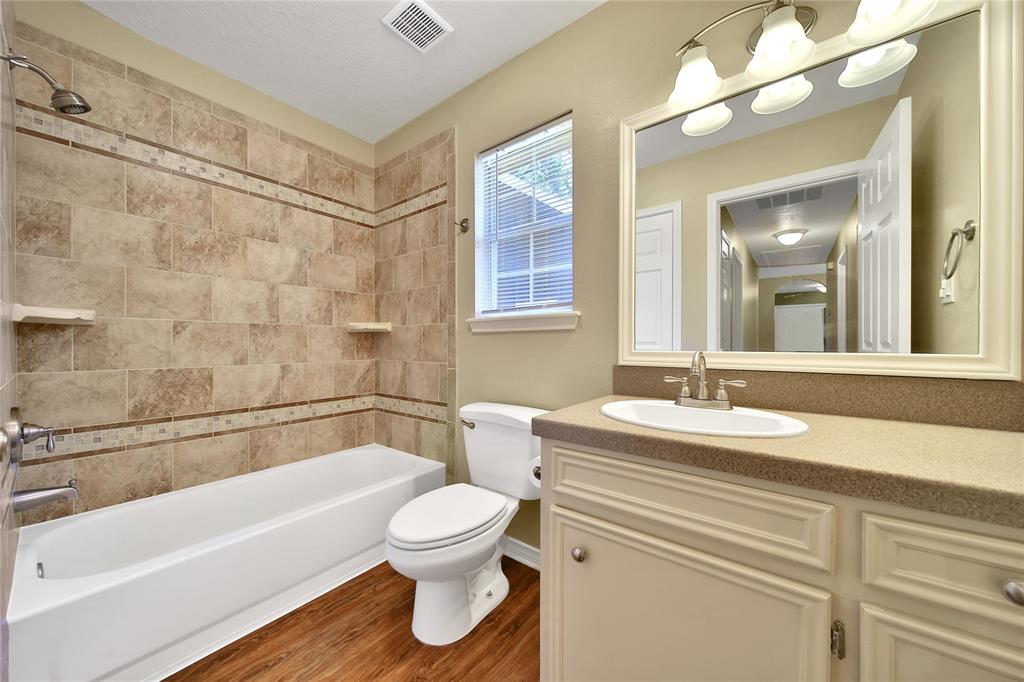 3009 Sand Drive, Huntsville, Texas image 10