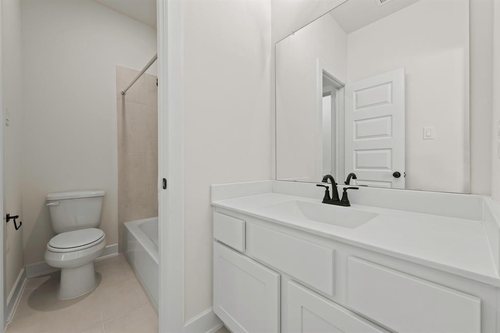 5015 Benton Woods Trail, Rosenberg, Texas image 19