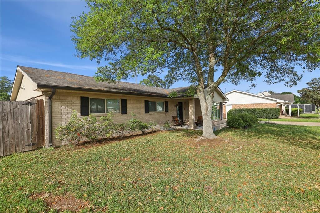 6360 Pansy Drive, Beaumont, Texas image 23