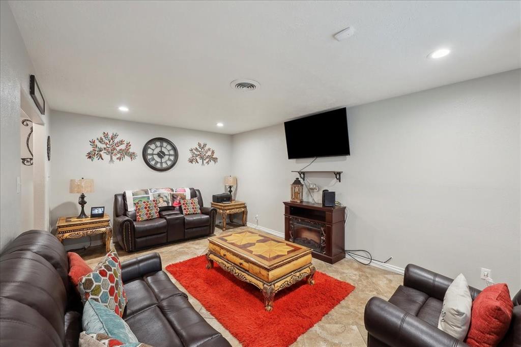 6360 Pansy Drive, Beaumont, Texas image 5