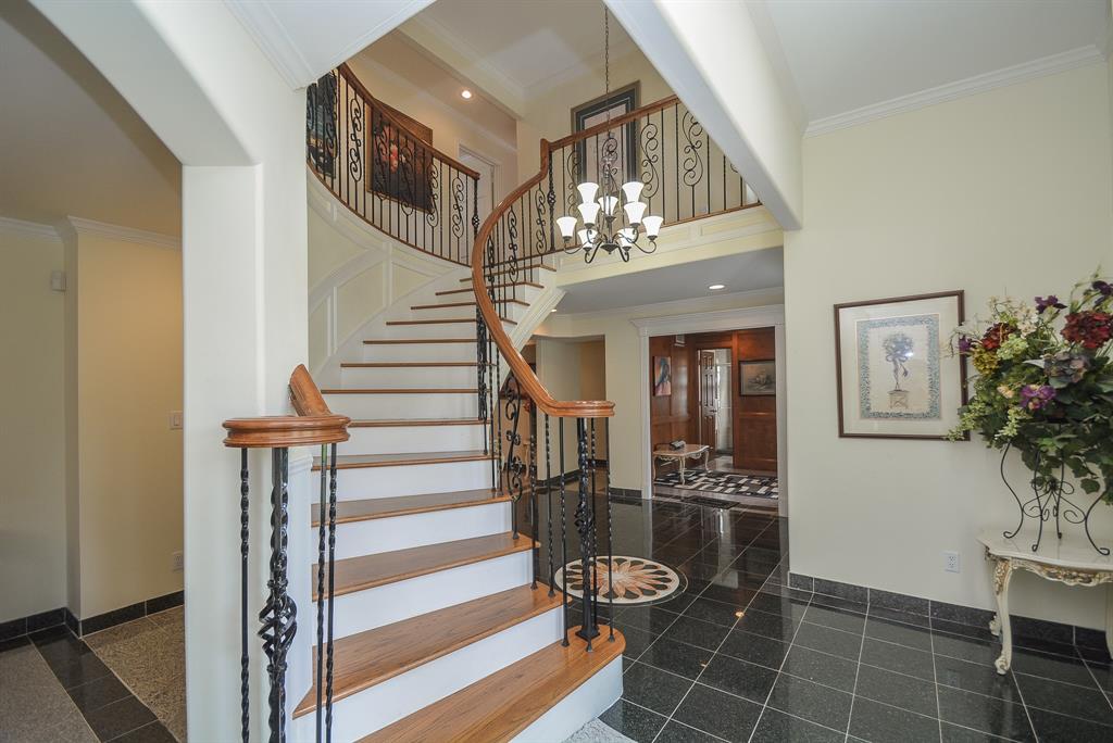 11730 Denise Drive