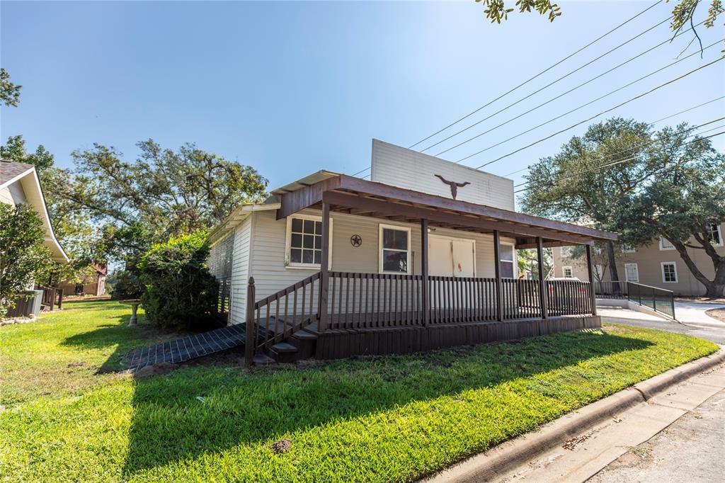 23 W Palm Street St, Bellville, Texas image 15