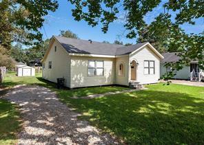 736 Royal Avenue, Port Neches, Texas image 1
