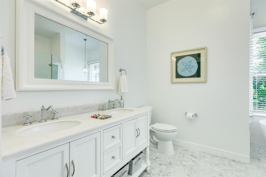 1717 Winnie Street, Galveston, Texas image 33