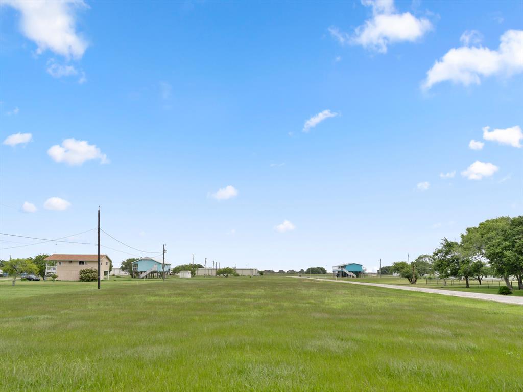 102 Calumet Drive, Palacios, Texas image 24