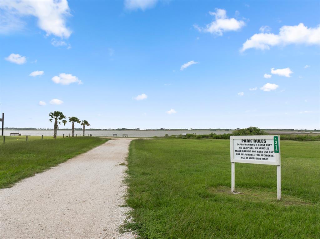 102 Calumet Drive, Palacios, Texas image 29
