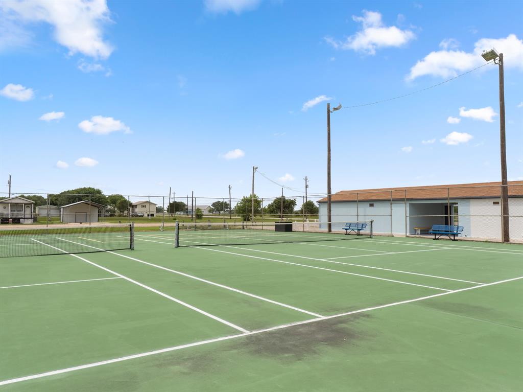 102 Calumet Drive, Palacios, Texas image 36