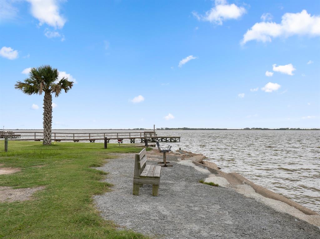 102 Calumet Drive, Palacios, Texas image 27