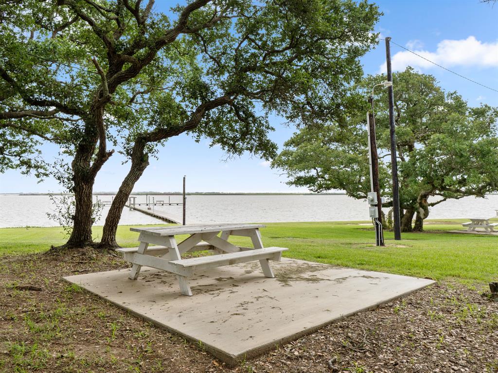 102 Calumet Drive, Palacios, Texas image 32