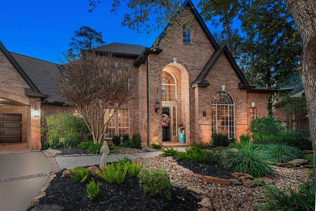 47 Carriage Pines Court, The Woodlands, Texas image 3