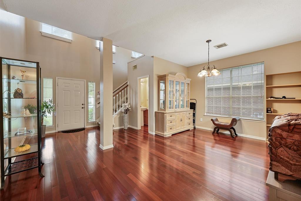9911 Goldenglade Drive, Houston, Texas image 5