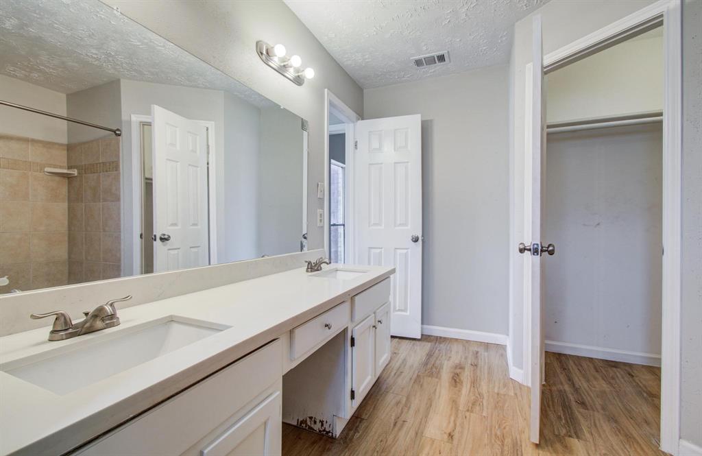 20207 Misty Pines Drive, Humble, Texas image 31