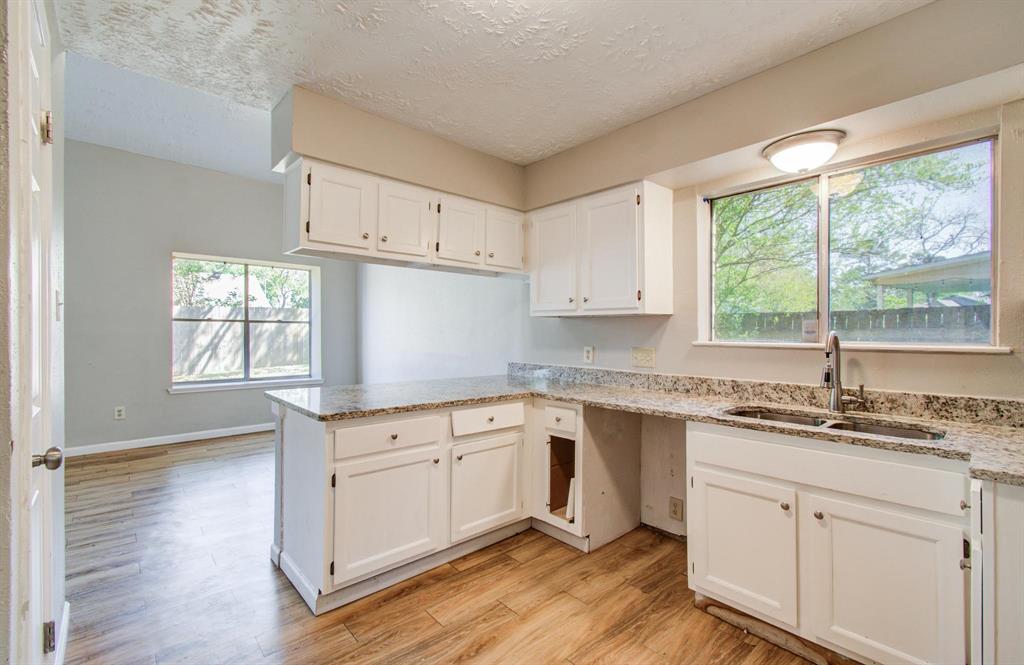 20207 Misty Pines Drive, Humble, Texas image 18
