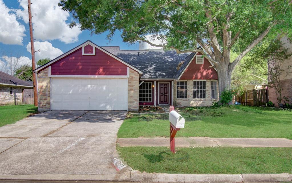 20207 Misty Pines Drive, Humble, Texas image 1