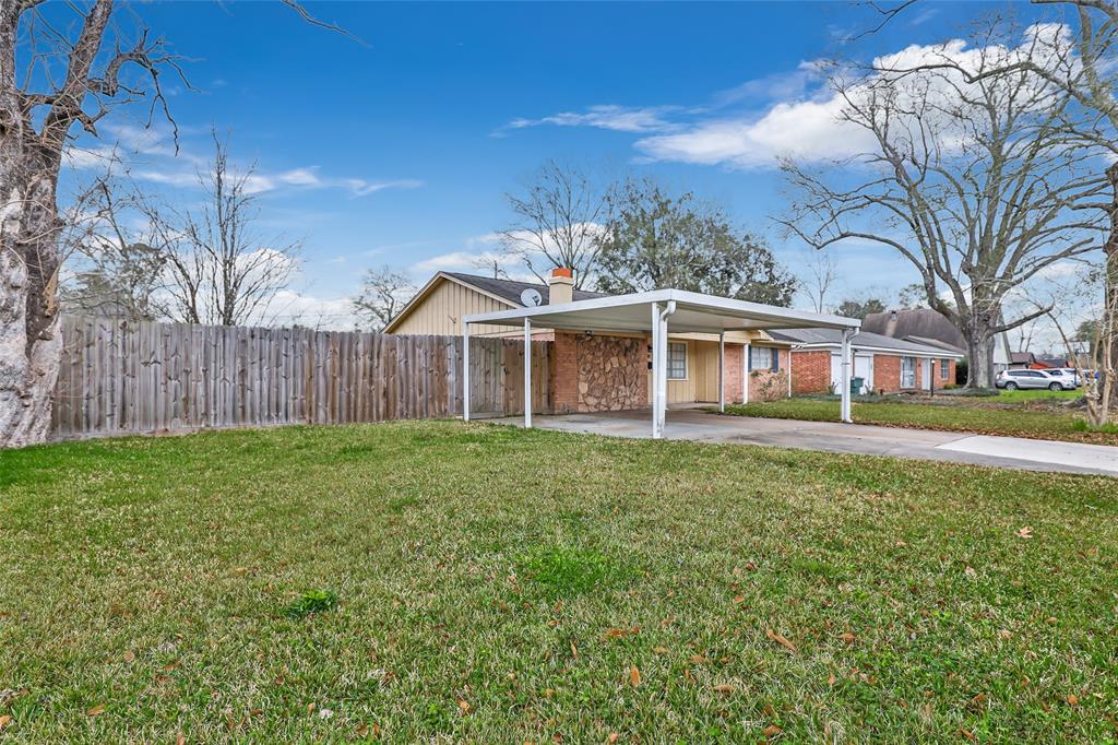 7730 Wickersham Place, Beaumont, Texas image 2