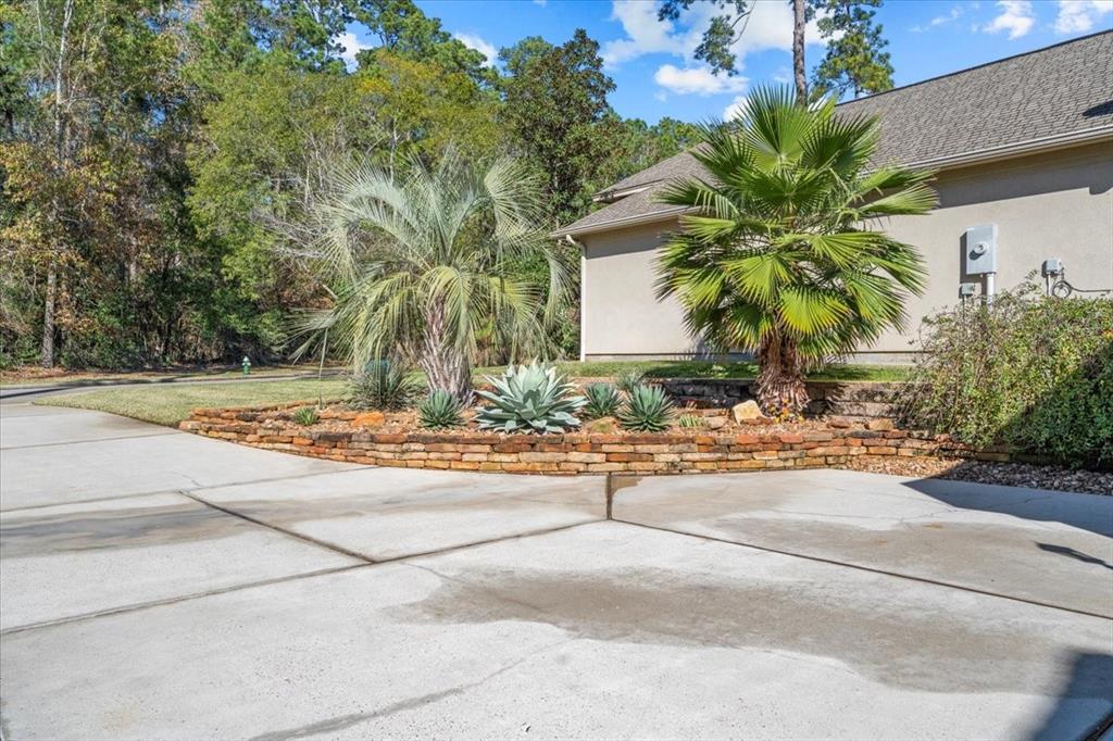 348 W Pines Drive