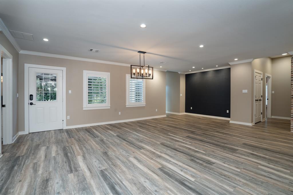 10020 Kleppel Road, Tomball, Texas image 12