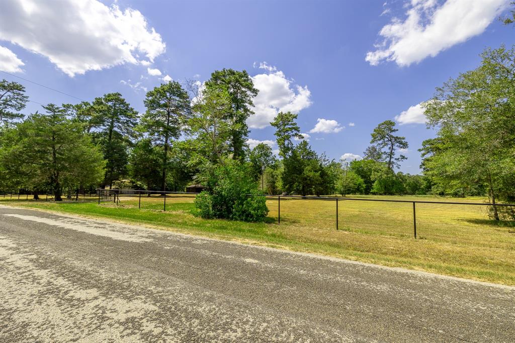 5735 County Road 2252, Cleveland, Texas image 5