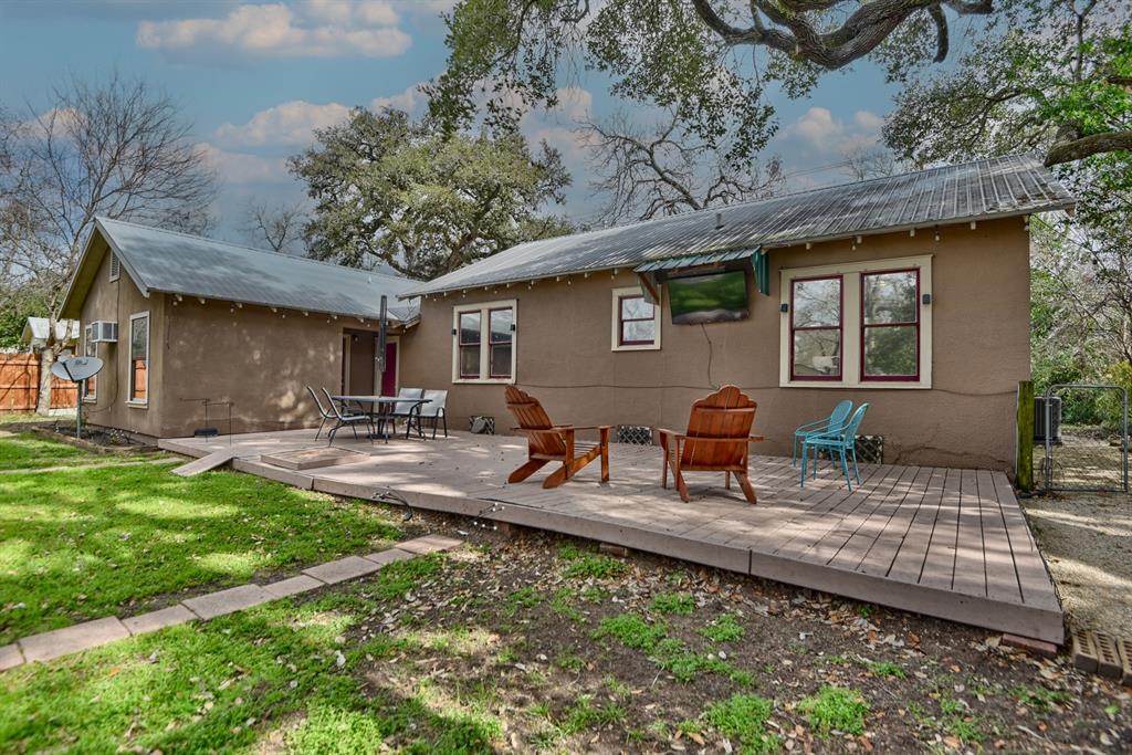 239 N Monroe St, La Grange, Texas image 28
