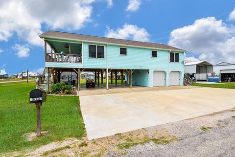 Photo of 16 Peggy Street E, Palacios, TX 77465 (MLS # 8037282) Photo of 16 Peggy Street E, Palacios, TX 77465 (MLS # 8037282)