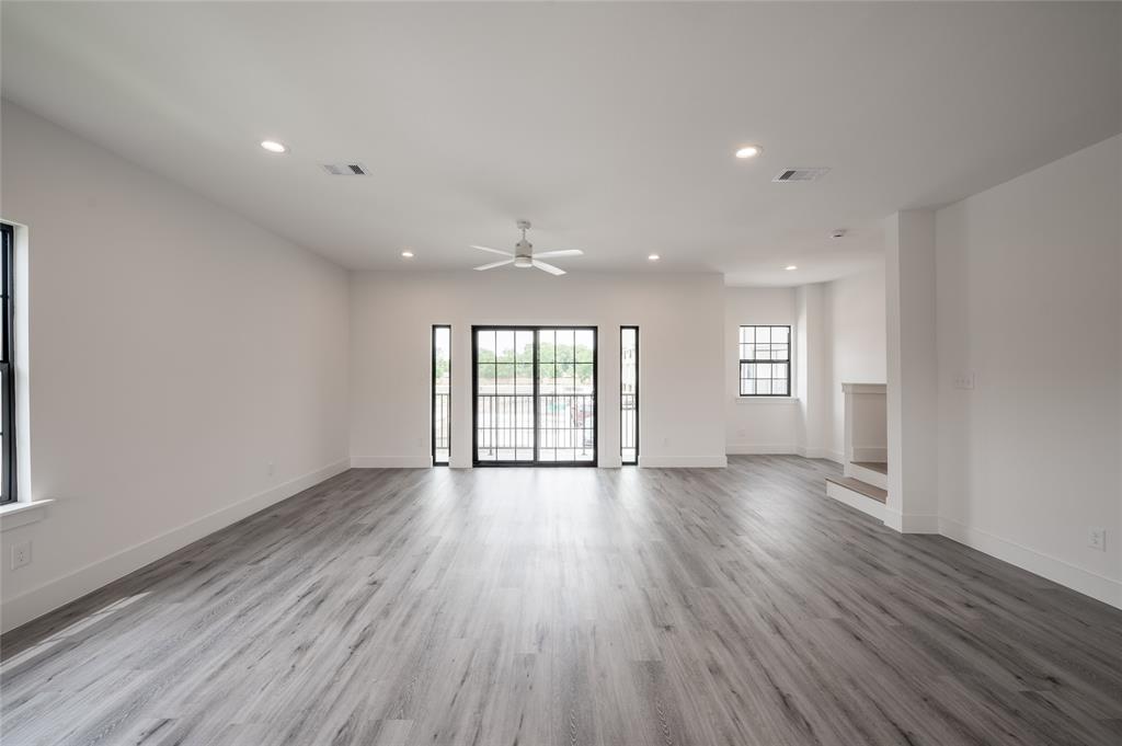 11905 N Hoa Sen Circle, Houston, Texas image 6