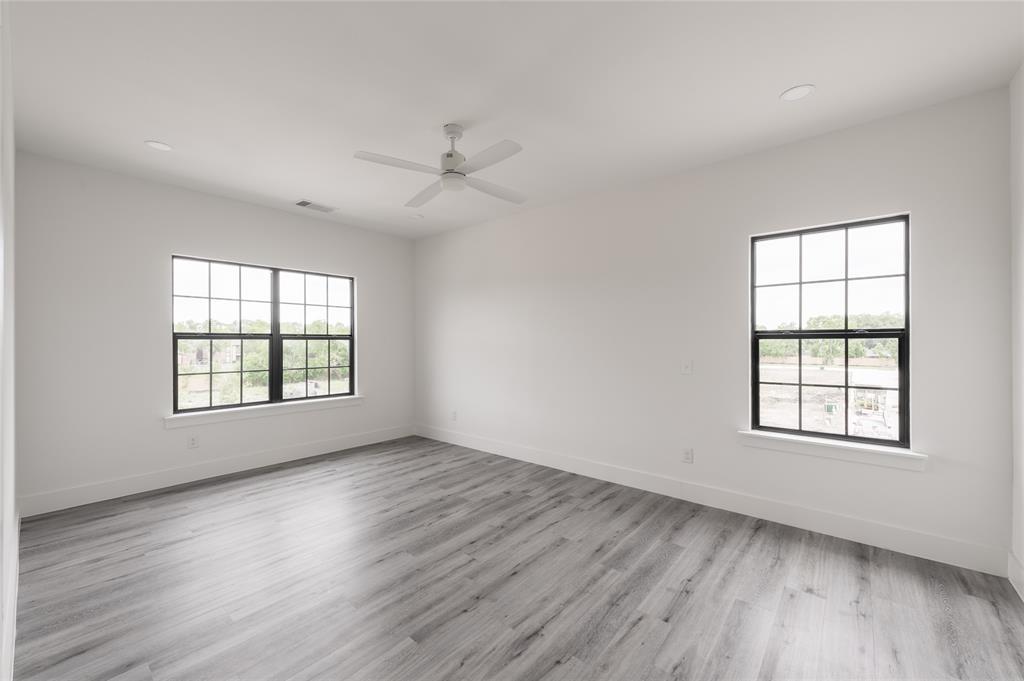 11905 N Hoa Sen Circle, Houston, Texas image 11