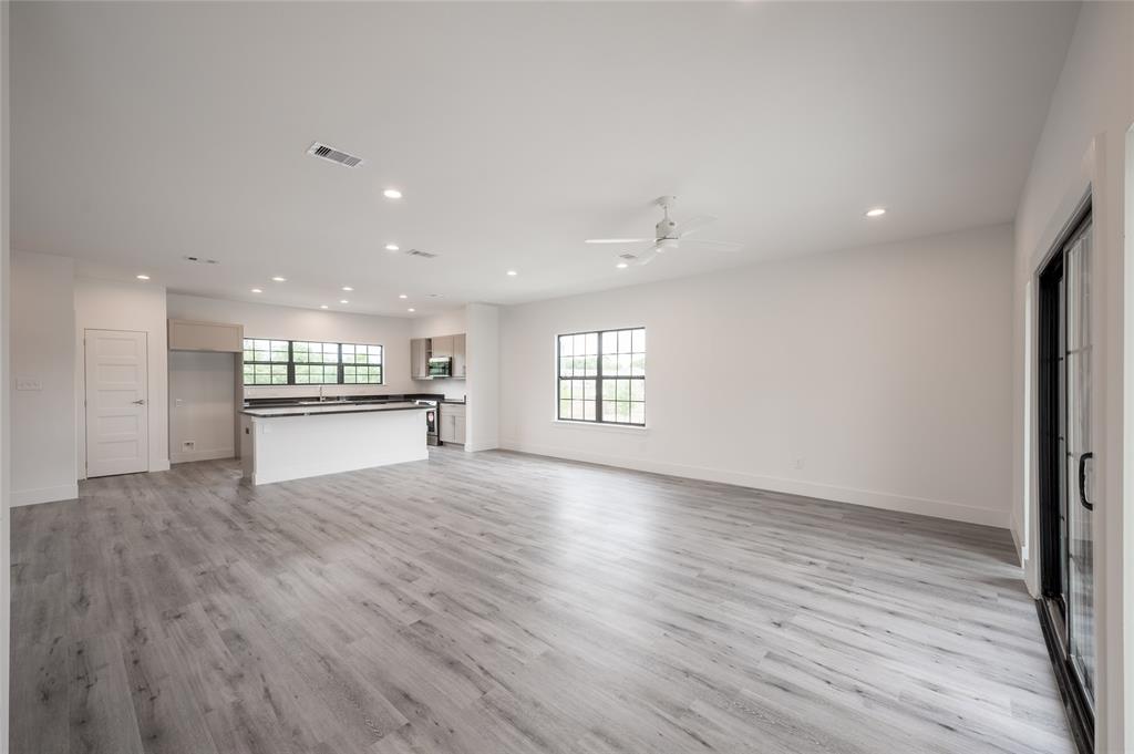 11905 N Hoa Sen Circle, Houston, Texas image 7
