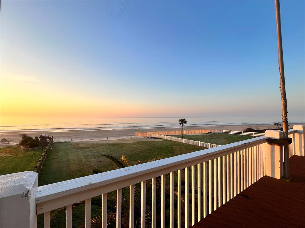3228 Gulf Castle Drive, Port Bolivar, Texas image 1