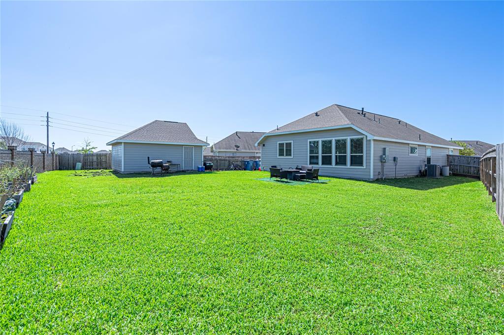 12547 Highgrove Springs Drive, Humble, Texas image 21