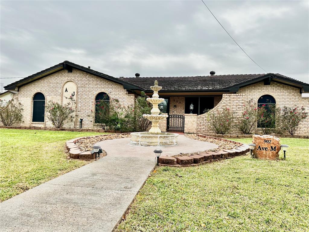 902 Avenue M, South Houston, Texas image 2