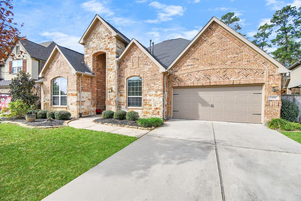 34510 Spring Creek Circle, Pinehurst, Texas image 2