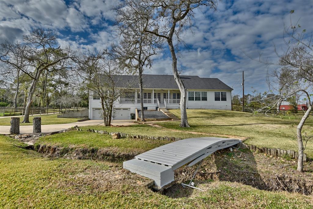 201 Heritage Trail, Bellville, Texas image 34