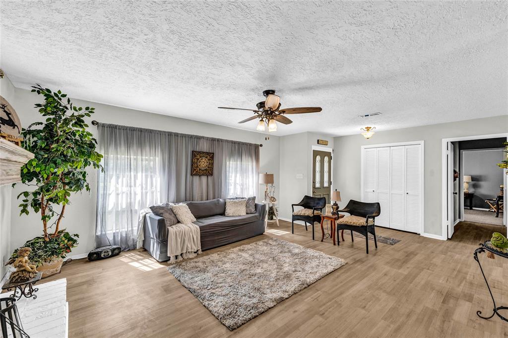 2705 Parrott Avenue, Rosenberg, Texas image 8
