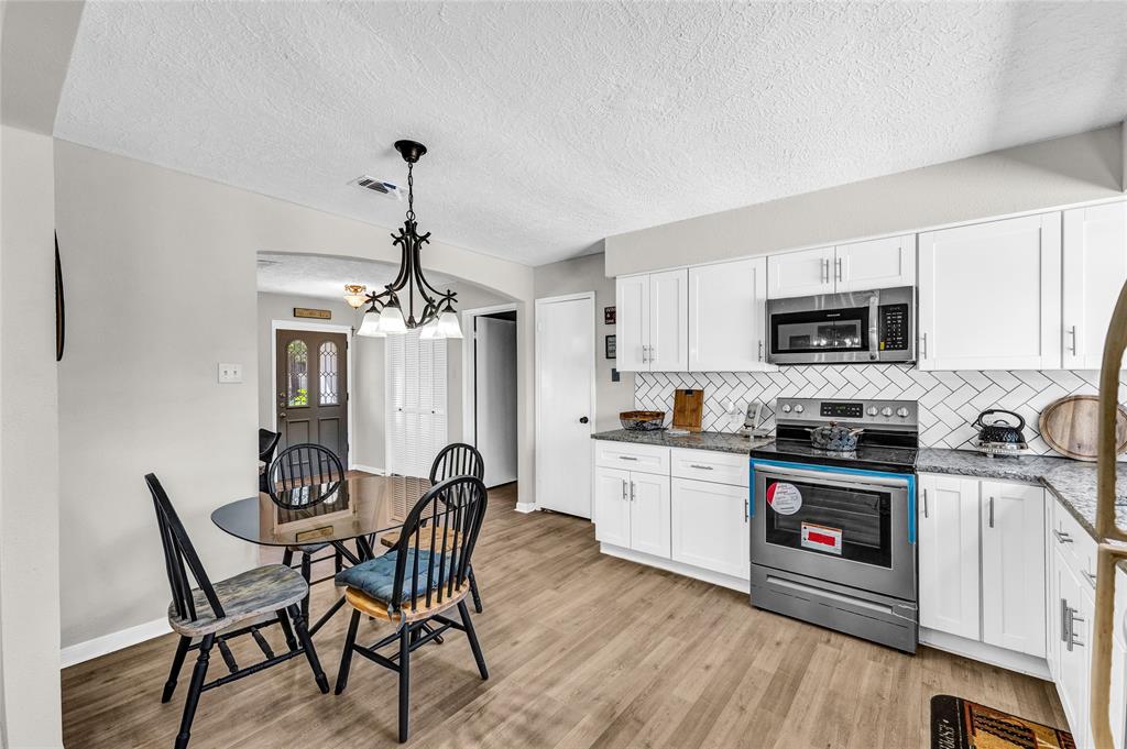 2705 Parrott Avenue, Rosenberg, Texas image 12