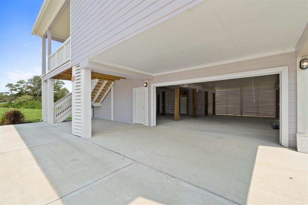 3801 Peacock Isle Drive, Dickinson, Texas image 31